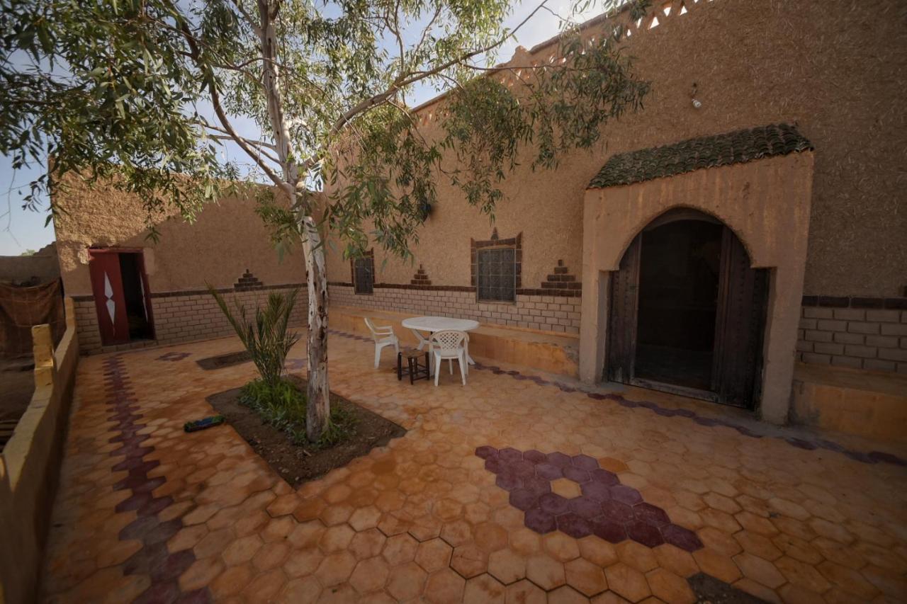 Family Moroccan House Merzouga Eksteriør billede